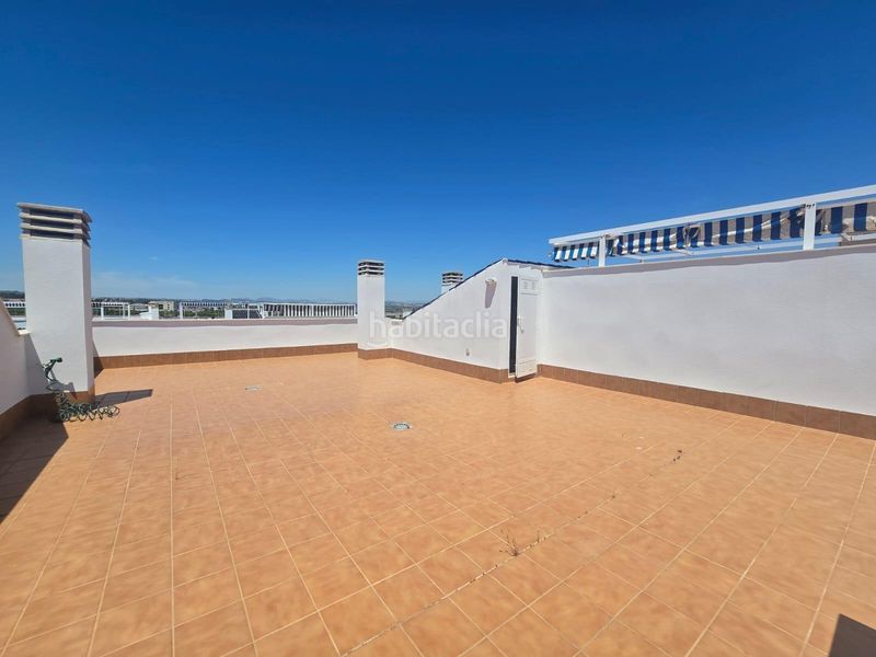 Foto b2b3964c-b774-48e5-b017-e33ce8dab9c3. Àtic amb piscina a La Veleta Torrevieja
