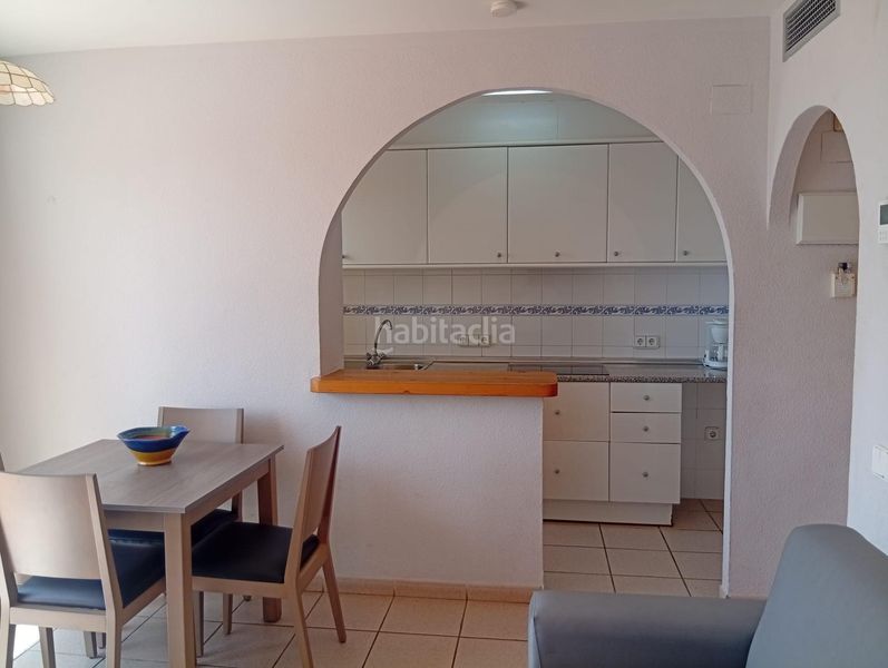 Foto 14c6d66a-e378-4d37-b2e5-d68fdb00b350. Casa amb calefacció aparcament piscina a Cometa Calp