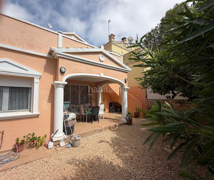 Foto 2f7abd6d-2cac-4cab-9124-93397831c517. Semi detached house with heating parking pool in Cometa Calp