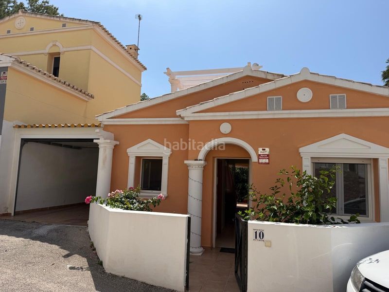 Foto e1f367b1-0c92-41be-b901-e53c120254d0. Semi detached house with heating parking pool in Cometa Calp