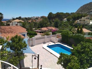 Chalet in Canuta. Privacidad, vistas y ubicación premium espectacular villa cerca