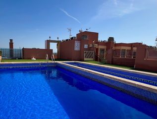 Apartamento en Calle de perragorda 27. Apartamento con piscina en formentera del segura