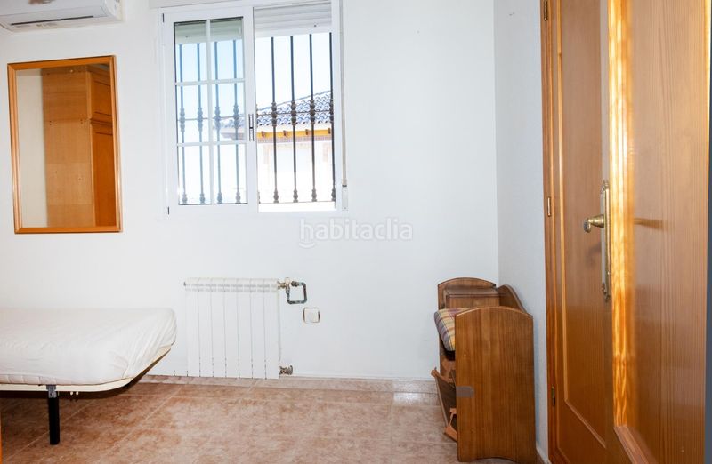 Foto 00a66984-fa83-4920-99a0-aa58056178e9. Casa aparellada amb calefacció aparcament a Aguas Nuevas Torrevieja