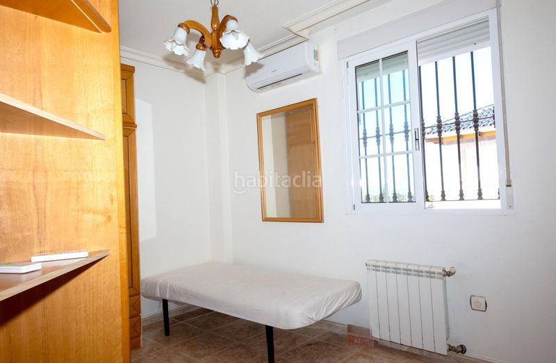 Foto a788470b-653d-4a2a-b0f2-b5320c17cd3c. Casa aparellada amb calefacció aparcament a Aguas Nuevas Torrevieja