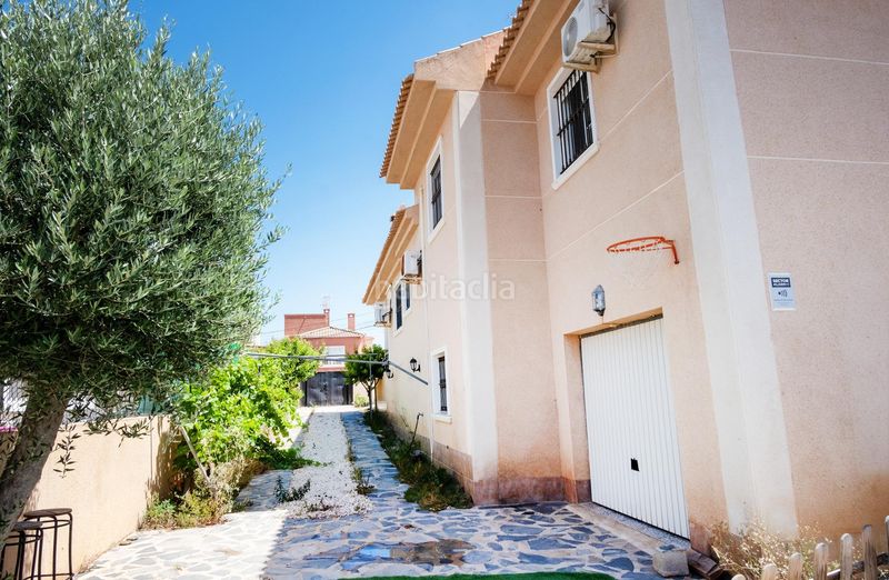 Foto e09c359c-706c-407a-be4e-a4be0c854c41. Casa aparellada amb calefacció aparcament a Aguas Nuevas Torrevieja