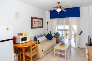 Apartament a Ronda josé samper garcía 1. Apartamento con piscina a pocos pasos de la playa