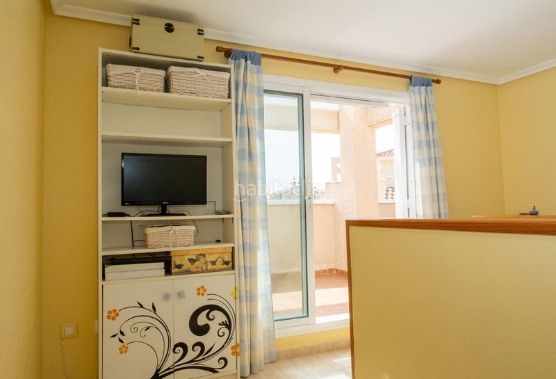 Foto 082287c8-66f0-4556-81e9-35c03b6f645b. Casa aparellada amb calefacció piscina a Zeniamar - Horizonte - La Campana Orihuela