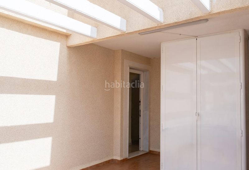 Foto 3f93d4de-b1a3-458a-bbac-59e4b5545569. Casa aparellada amb calefacció piscina a Zeniamar - Horizonte - La Campana Orihuela