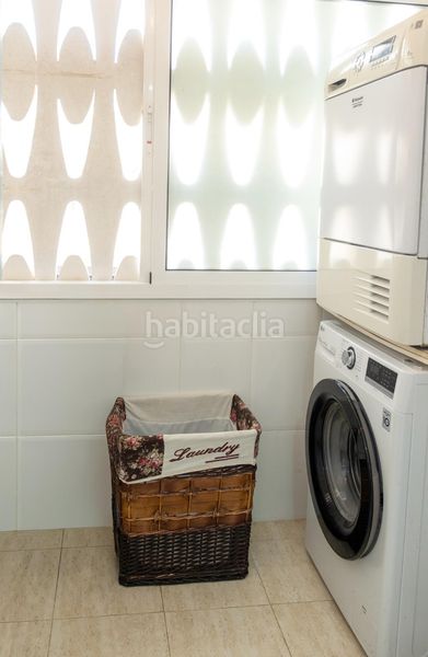 Foto bda15239-d1fe-44a8-b4c3-301614a7a70e. Casa aparellada amb calefacció piscina a Zeniamar - Horizonte - La Campana Orihuela