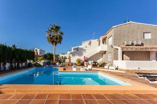 Xalet  Carrio park. Inversi�n con alta rentabilidad en el coraz�n de la costa blanca