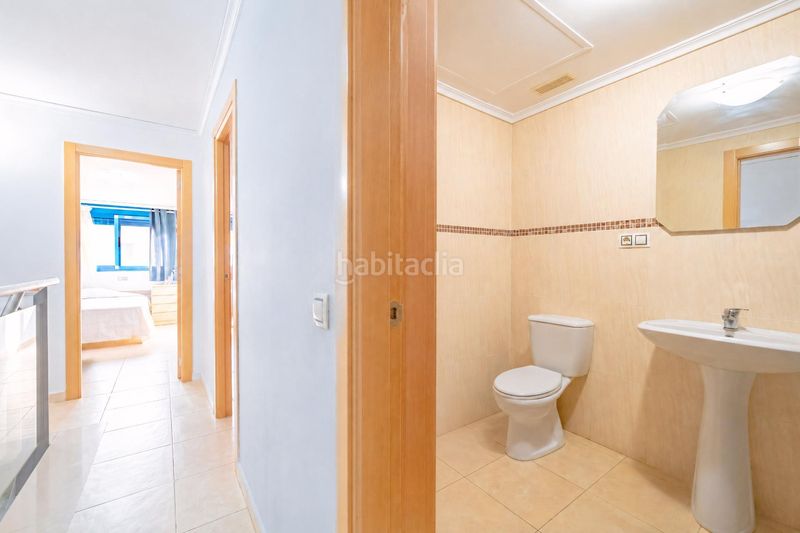 Foto d8892df8-8a6e-42e8-8a6f-c75e8a65a12f. Casa adossada amb calefacció aparcament piscina a Almazora / Almassora