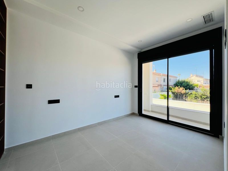 Foto 1b3b7d82-6685-4cce-912d-4a4208ea3213. Xalet amb calefacció aparcament piscina a Los Balcones-Los Altos Torrevieja