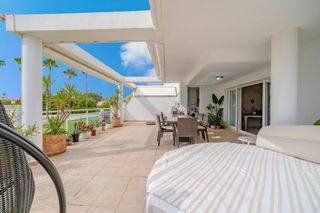 Apartament  Carretera marines a denia les. Hay viviendas cerca del mar y hay viviendas que te permiten vivi
