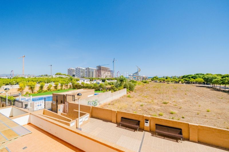 Foto 1063be24-7dd2-414e-b06c-d156578a9738. Piccolo appartamento con parcheggio piscina in Costa Caribe Oropesa del Mar