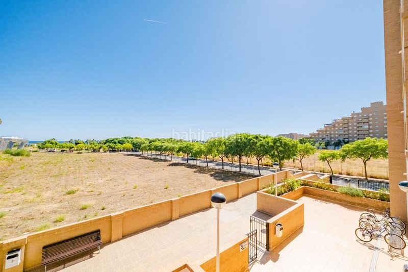 Foto 41387169-6395-4861-b382-79397ac0a3c4. Piccolo appartamento con parcheggio piscina in Costa Caribe Oropesa del Mar