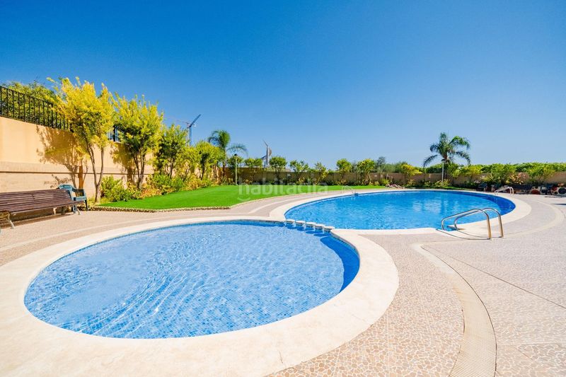 Foto aacf6b7a-dc34-4eac-aa52-4e67a9b31511. Piccolo appartamento con parcheggio piscina in Costa Caribe Oropesa del Mar