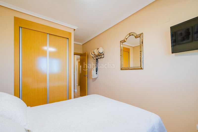 Foto e6e846ec-9a5b-4b38-bb0e-2d1862beead4. Piccolo appartamento con parcheggio piscina in Costa Caribe Oropesa del Mar