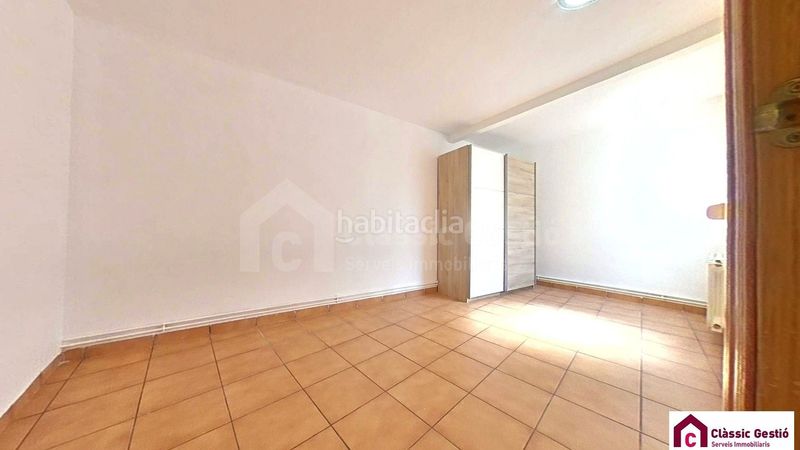 Foto facd9a62-bf2d-4b43-a17f-c965d8de4bec. Àtic amb calefacció a Poble Nou Terrassa