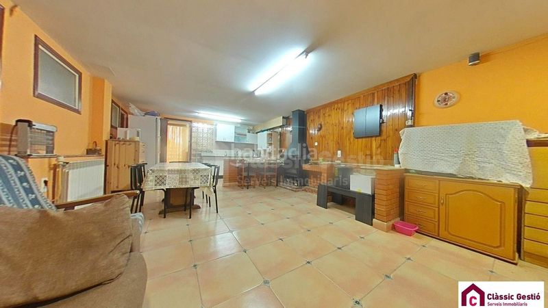 Foto 696e35f1-d28c-423f-8189-13100e0c3220. Casa adossada amb calefacció a Balsareny