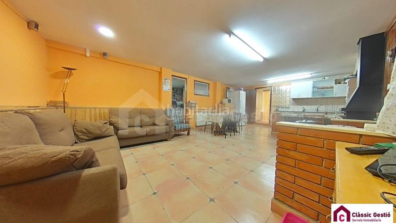 Foto baeb6891-a59f-46c2-bff6-b7a914b7f4ca. Casa adossada amb calefacció a Balsareny