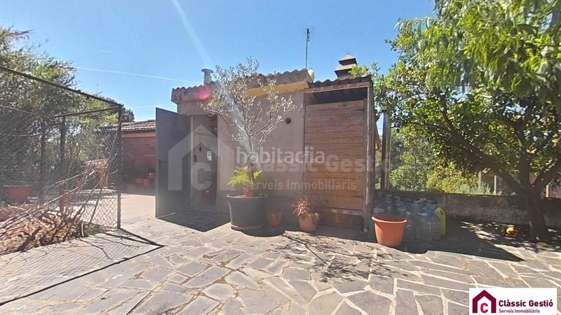 Foto 27c1bd9f-b181-4aa7-8a26-9a0907be94b8. Casa amb calefacció a Can Parellada Terrassa