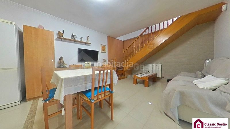 Foto 853fb6b7-cedd-4633-b615-711750cbb5f5. Casa amb calefacció a Can Parellada Terrassa