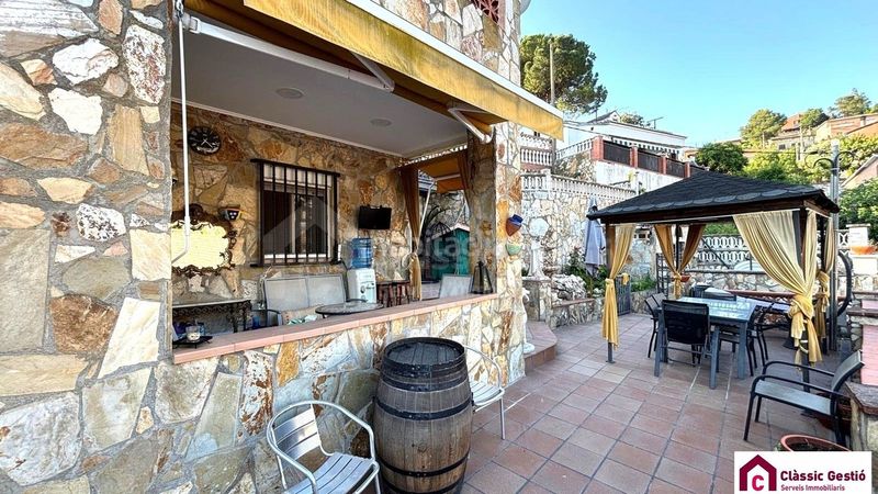 Foto 0ecf3c1b-af55-466f-8136-5d02ee384bc9. Casa amb calefacció a Vacarisses