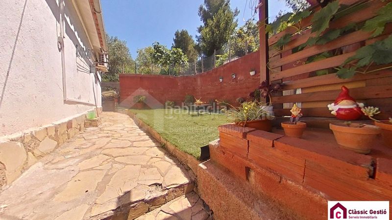 Foto 3173b110-e615-44f2-9c83-1bcf374fa8fa. Casa amb xemeneia calefacció piscina a Corbera de Llobregat