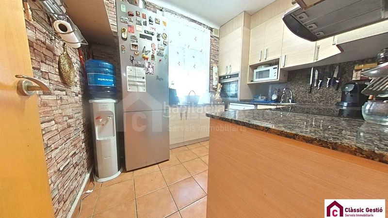 Foto d1fc0144-1e2a-4447-879b-6bcc181ccaf3. Casa amb xemeneia calefacció piscina a Corbera de Llobregat