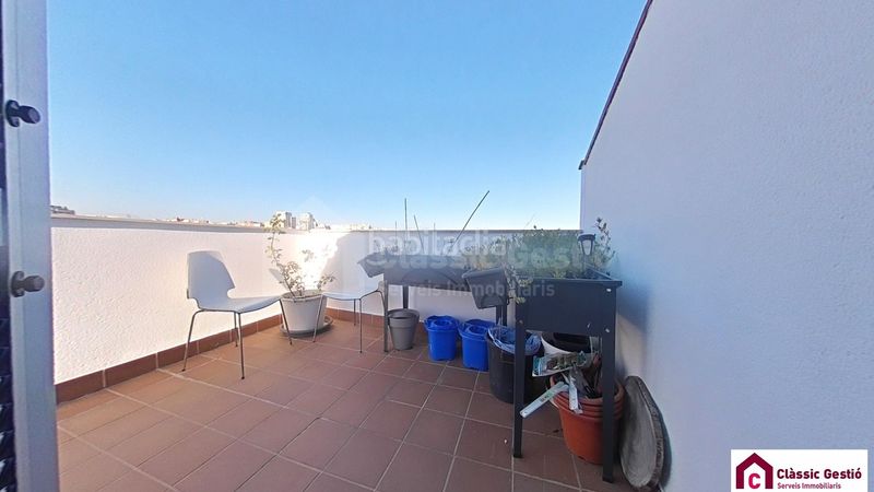 Foto c17e64d9-5330-44c3-a146-2675d564aa4b. Dúplex amb calefacció a Barri del Centre Terrassa