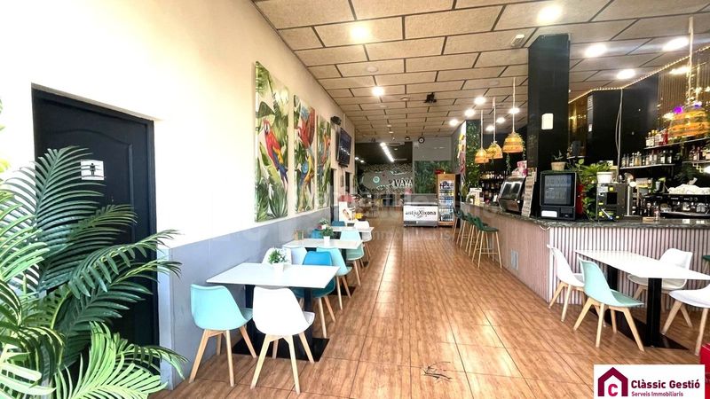 Foto 1f69ff47-d3d0-4022-8e05-b4a3be32b2a6. Traspaso local comercial excepcional oportunidad de traspaso: bar-lounge restaurante en pleno funcionamiento. en Llagosta (La)