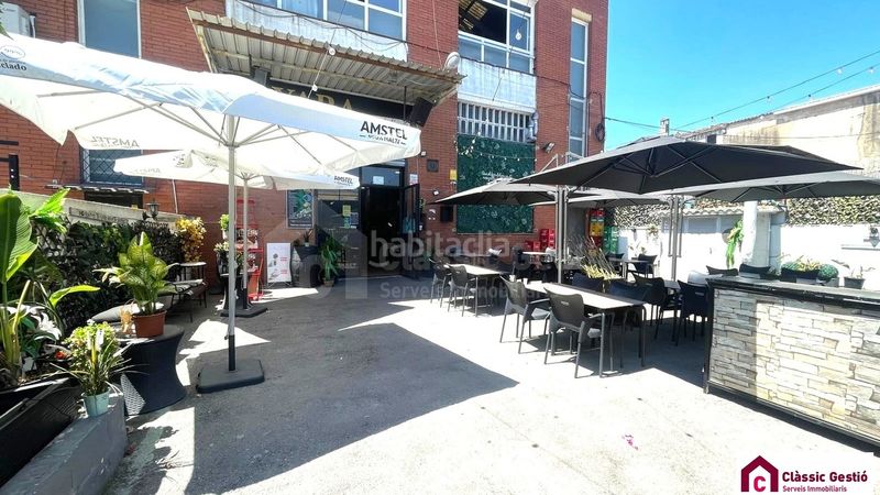 Foto 4ef4ca4a-a995-4d59-abc8-136ccfa17de3. Traspaso local comercial excepcional oportunidad de traspaso: bar-lounge restaurante en pleno funcionamiento. en Llagosta (La)
