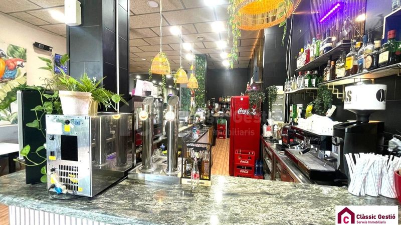 Foto 6296b6f3-4a79-44e4-ac02-9e3767bed51d. Traspaso local comercial excepcional oportunidad de traspaso: bar-lounge restaurante en pleno funcionamiento. en Llagosta (La)