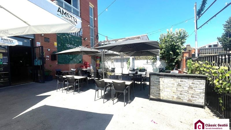 Foto 83e98c27-5578-4631-924a-61f9caf6c1c7. Traspaso local comercial excepcional oportunidad de traspaso: bar-lounge restaurante en pleno funcionamiento. en Llagosta (La)