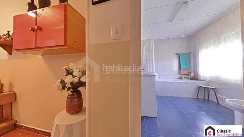 Foto 313fa9a7-1f9f-4eda-bdc6-f7d596bc0a11. Casa amb calefacció a Les Martines Terrassa