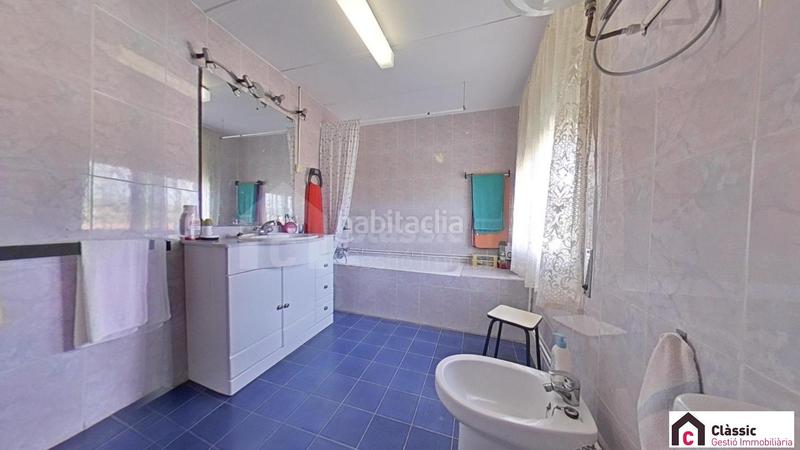 Foto fa7c4274-14b0-4b75-bb4f-e4cb16a2e4bb. Casa amb calefacció a Les Martines Terrassa