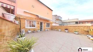Semi detached house in Les Arenes - La Grpia - Can Montllor. La gripia casa 262 m parking 130 m 5hb  1b  terrazas    100 m