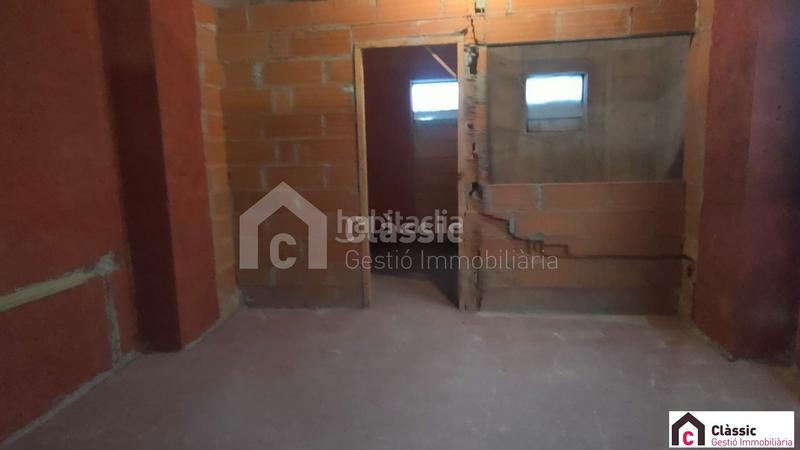 Foto 44534280-0415-4a7d-bcbc-d45fd08a6bd8. Local comercial local o loft venta 182m2 en Sallent