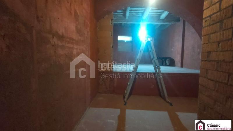 Foto fec73cb7-77b1-44e3-9563-f68e45c0afd2. Local comercial local o loft venta 182m2 en Sallent