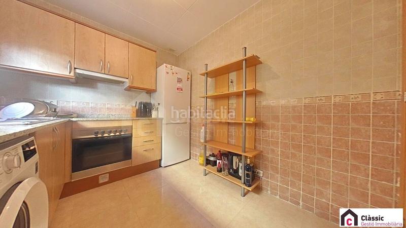 Foto 1b80b507-b07a-4632-a9bf-0578ad00c2d7. Casa  adosada 152 m junto roda bará 3hb 2b pk en Roda de Barà