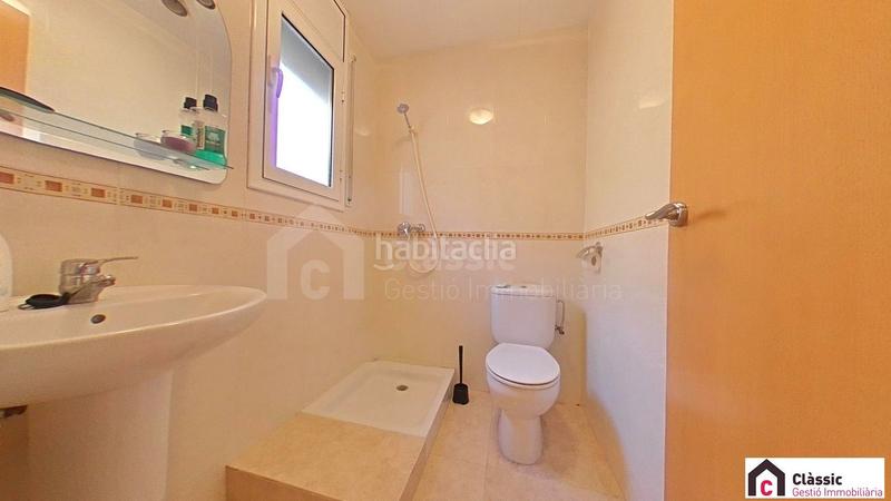 Foto a0aa4601-6737-4c9f-bec5-0334e428d8af. Casa  adosada 152 m junto roda bará 3hb 2b pk en Roda de Barà