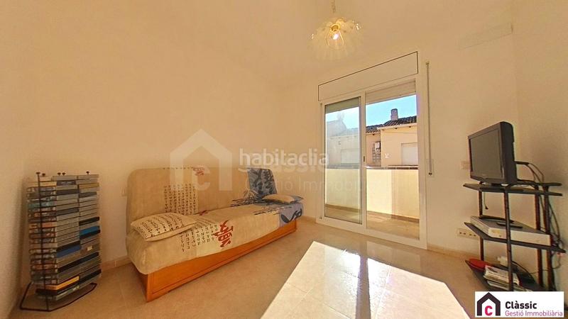 Foto cb83229d-2bfe-4114-bf25-73264e4b372b. Casa  adosada 152 m junto roda bará 3hb 2b pk en Roda de Barà