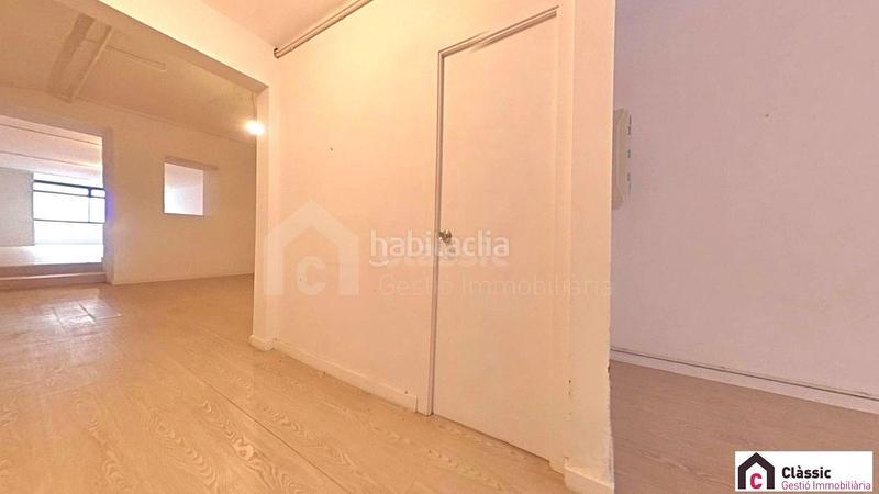 Foto 876e831c-e079-488a-a47d-0b419ca94dd9. Local comercial  en carrer la palla 100 m. en Terrassa