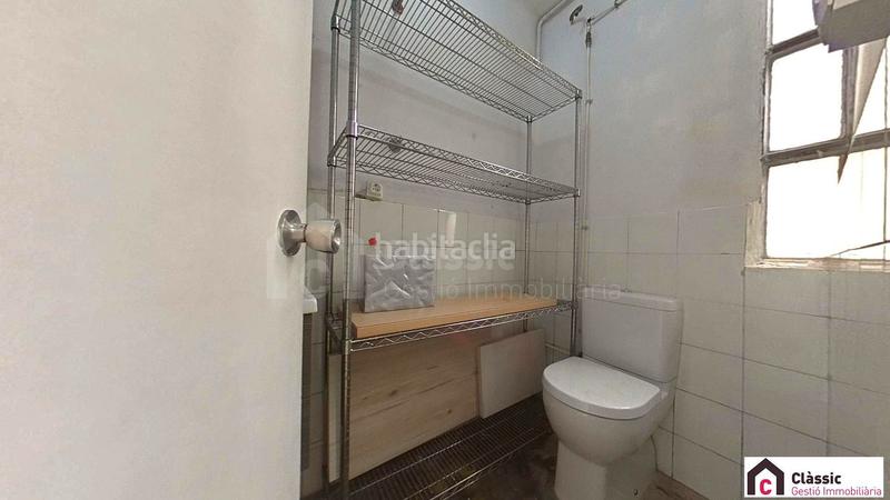 Foto 287d8cb2-43f4-40ec-b3fc-4570aeca2834. Alquiler local comercial  en carrer la palla 100 m. en Terrassa