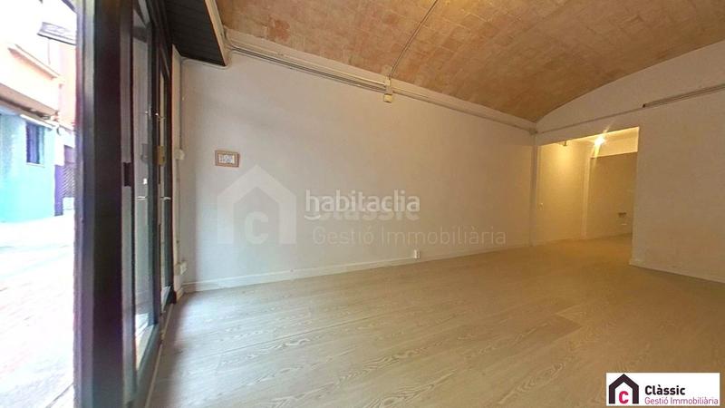 Foto d61dd918-60a7-47c5-8091-f5d78dc3caf4. Alquiler local comercial  en carrer la palla 100 m. en Terrassa