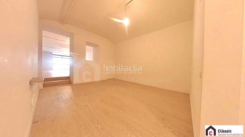 Foto 4d866ab2-e30e-4f58-b920-664ebdd1187c. Lloguer local comercial a Barri del Centre Terrassa