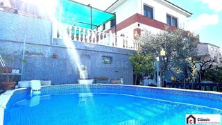 Maison à Piera. Casa ideal para dos familias