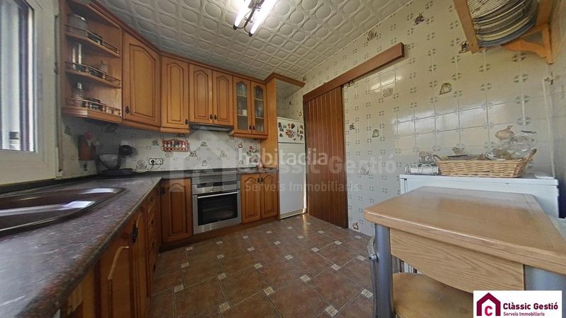 Foto 04350a4c-5153-4102-9af2-14647d6e7f05. Casa amb calefacció piscina a Olesa de Montserrat