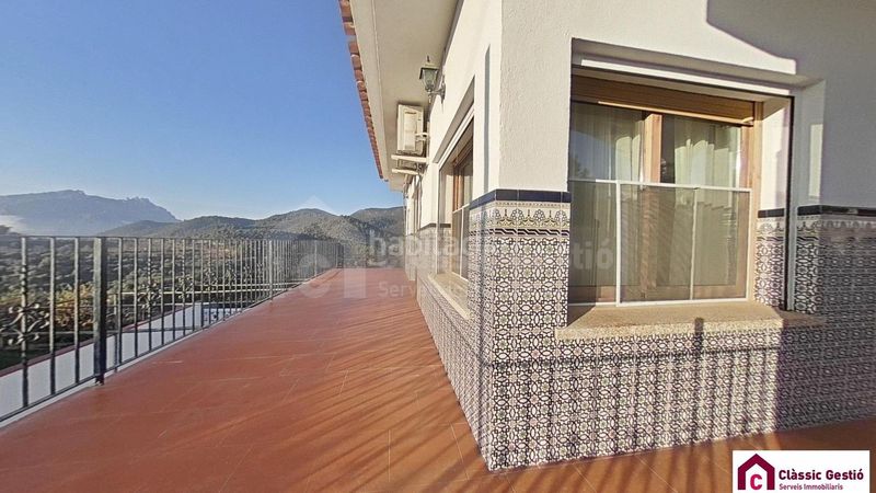 Foto 05ed4b66-a9b2-4801-bf30-ad516f1b61ca. Casa amb calefacció piscina a Olesa de Montserrat