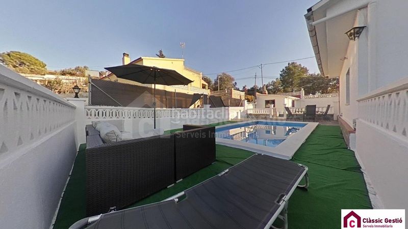 Foto 6ed7290e-fe9d-48f3-9d39-0891ae3165f7. Casa amb calefacció piscina a Olesa de Montserrat